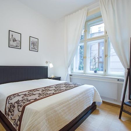 פראג Modern Apartment Charvatova מראה חיצוני תמונה