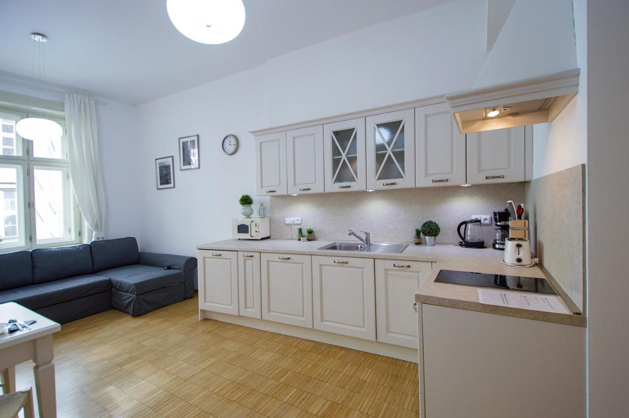 פראג Modern Apartment Charvatova מראה חיצוני תמונה